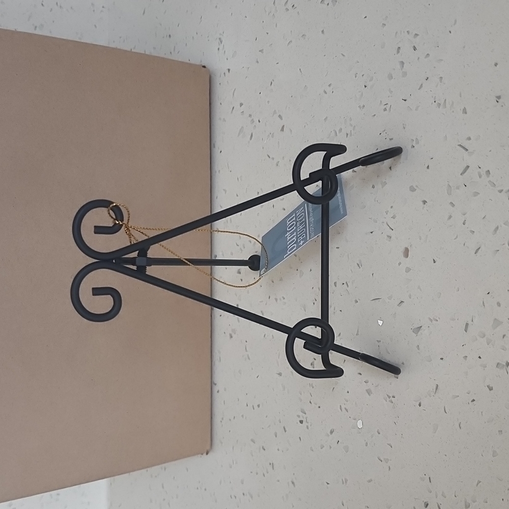 Plates stand Burton+burton